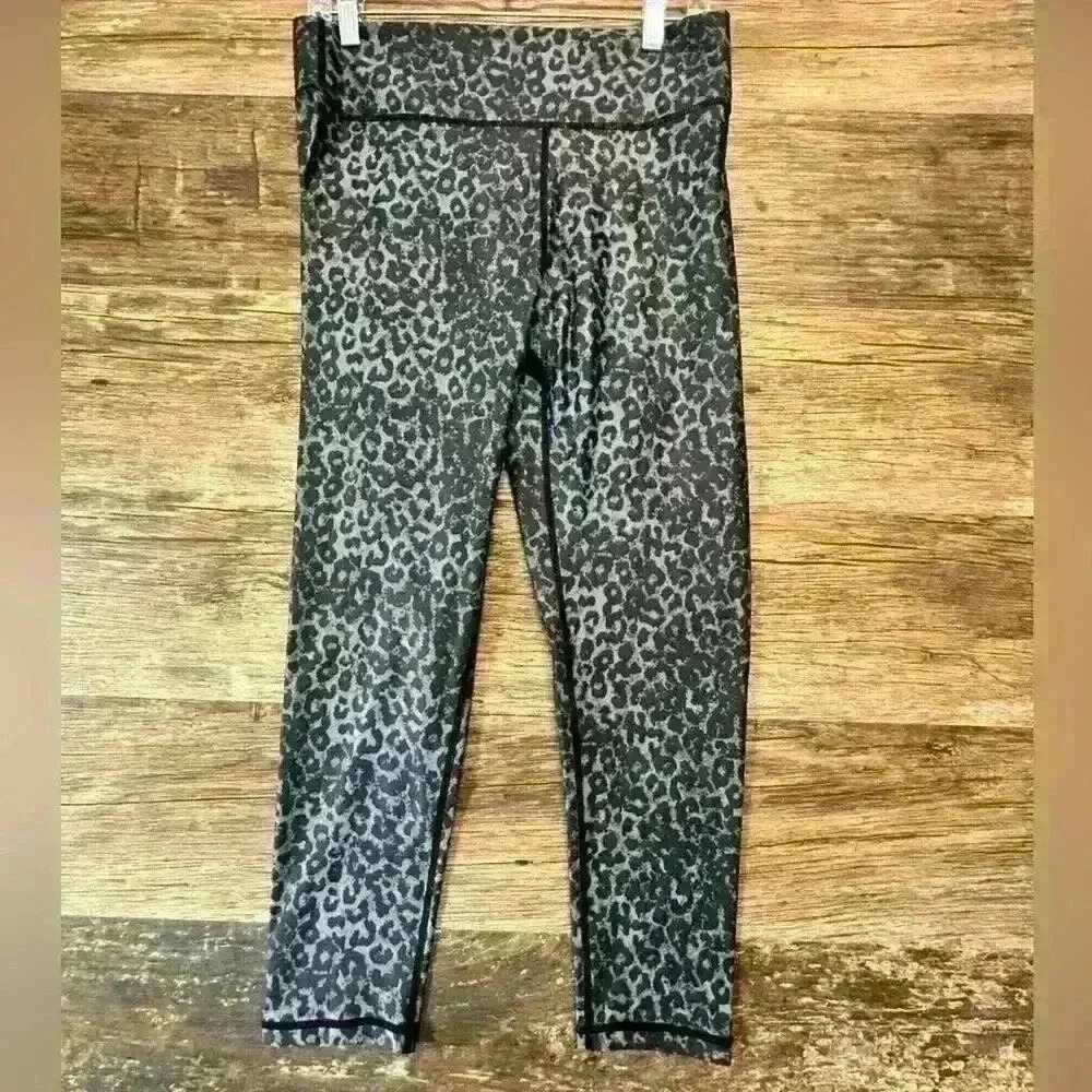 Zyia Active Women’s‎ Leopard Black leggings size 16-18